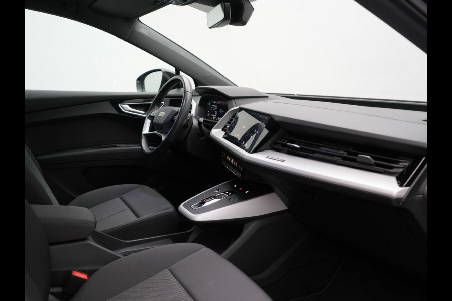 Audi Q4 Sportback e-tron 40 Advanced edition 82 kWh 204pk Dealer O.H. | Panodak | Adaptive Cruise | Camera | Keyless | Apple Carplay | Stoelverwarming | Navigatie | DAB | Virtual Cockpit | 19"L.M |