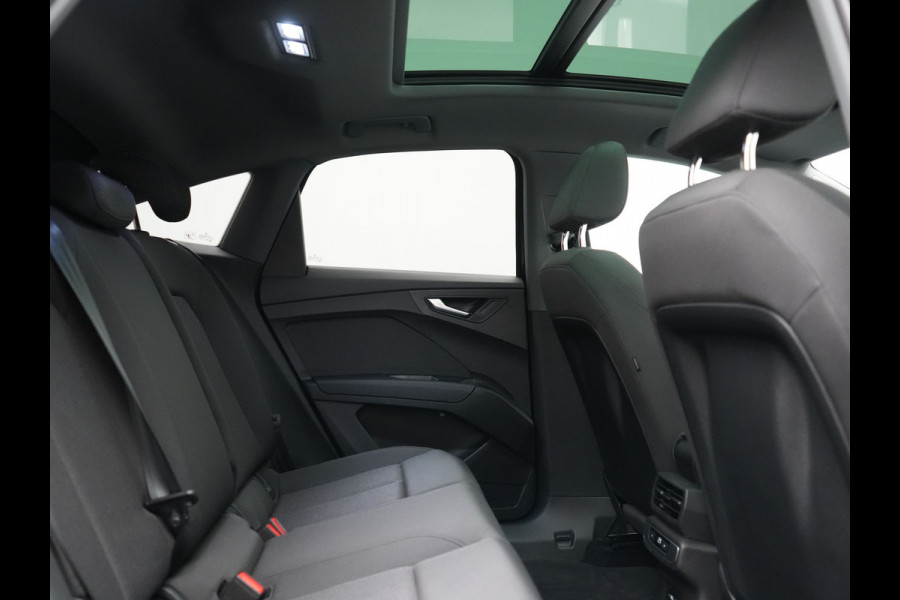 Audi Q4 Sportback e-tron 40 Advanced edition 82 kWh 204pk Dealer O.H. | Panodak | Adaptive Cruise | Camera | Keyless | Apple Carplay | Stoelverwarming | Navigatie | DAB | Virtual Cockpit | 19"L.M |