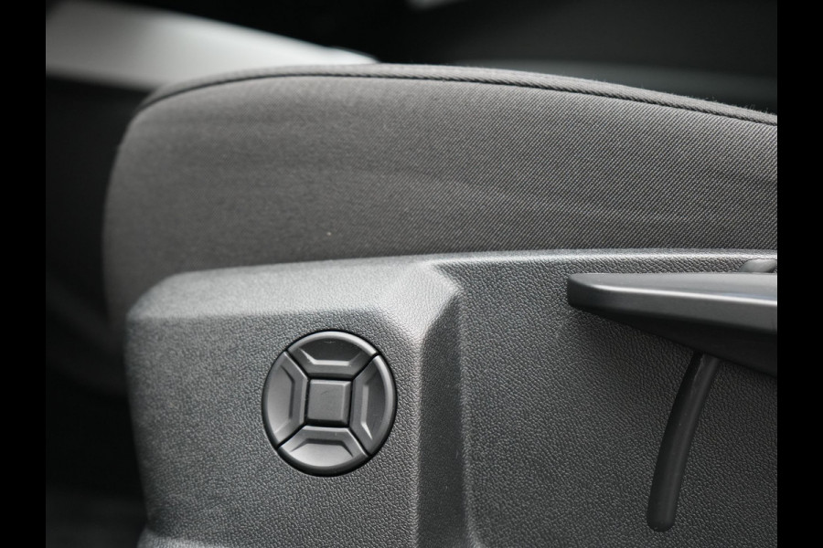 Audi Q4 Sportback e-tron 40 Advanced edition 82 kWh 204pk Dealer O.H. | Panodak | Adaptive Cruise | Camera | Keyless | Apple Carplay | Stoelverwarming | Navigatie | DAB | Virtual Cockpit | 19"L.M |