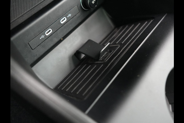 Audi Q4 Sportback e-tron 40 Advanced edition 82 kWh 204pk Dealer O.H. | Panodak | Adaptive Cruise | Camera | Keyless | Apple Carplay | Stoelverwarming | Navigatie | DAB | Virtual Cockpit | 19"L.M |