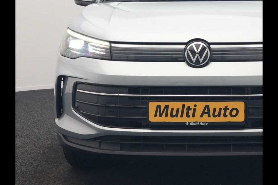 Volkswagen Tiguan 1.5 eHybrid Life PHEV 204pk | Trekhaak Af Fabriek | Adaptive Cruise | Camera | Sportstoelen Verwarmd | BLIS | Sfeerverlichting | Stuurverwarming | Apple Carplay | IQ Drive | Navigatie | Virtual | DAB | 18"L.M | Plug In Hybrid |