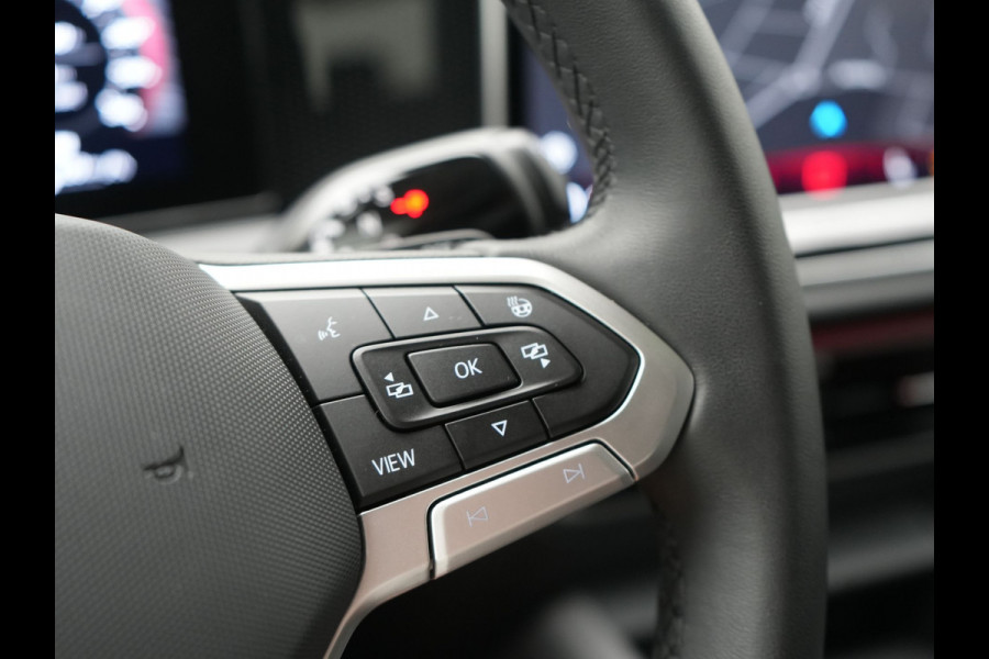 Volkswagen Tiguan 1.5 eHybrid Life PHEV 204pk | Trekhaak Af Fabriek | Adaptive Cruise | Camera | Sportstoelen Verwarmd | BLIS | Sfeerverlichting | Stuurverwarming | Apple Carplay | IQ Drive | Navigatie | Virtual | DAB | 18"L.M | Plug In Hybrid |