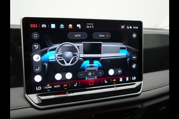 Volkswagen Tiguan 1.5 eHybrid Life PHEV 204pk | Trekhaak Af Fabriek | Adaptive Cruise | Camera | Sportstoelen Verwarmd | BLIS | Sfeerverlichting | Stuurverwarming | Apple Carplay | IQ Drive | Navigatie | Virtual | DAB | 18"L.M | Plug In Hybrid |