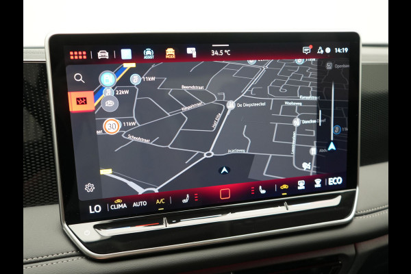 Volkswagen Tiguan 1.5 eHybrid Life PHEV 204pk | Trekhaak Af Fabriek | Adaptive Cruise | Camera | Sportstoelen Verwarmd | BLIS | Sfeerverlichting | Stuurverwarming | Apple Carplay | IQ Drive | Navigatie | Virtual | DAB | 18"L.M | Plug In Hybrid |
