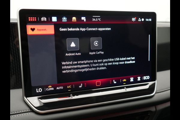 Volkswagen Tiguan 1.5 eHybrid Life PHEV 204pk | Trekhaak Af Fabriek | Adaptive Cruise | Camera | Sportstoelen Verwarmd | BLIS | Sfeerverlichting | Stuurverwarming | Apple Carplay | IQ Drive | Navigatie | Virtual | DAB | 18"L.M | Plug In Hybrid |