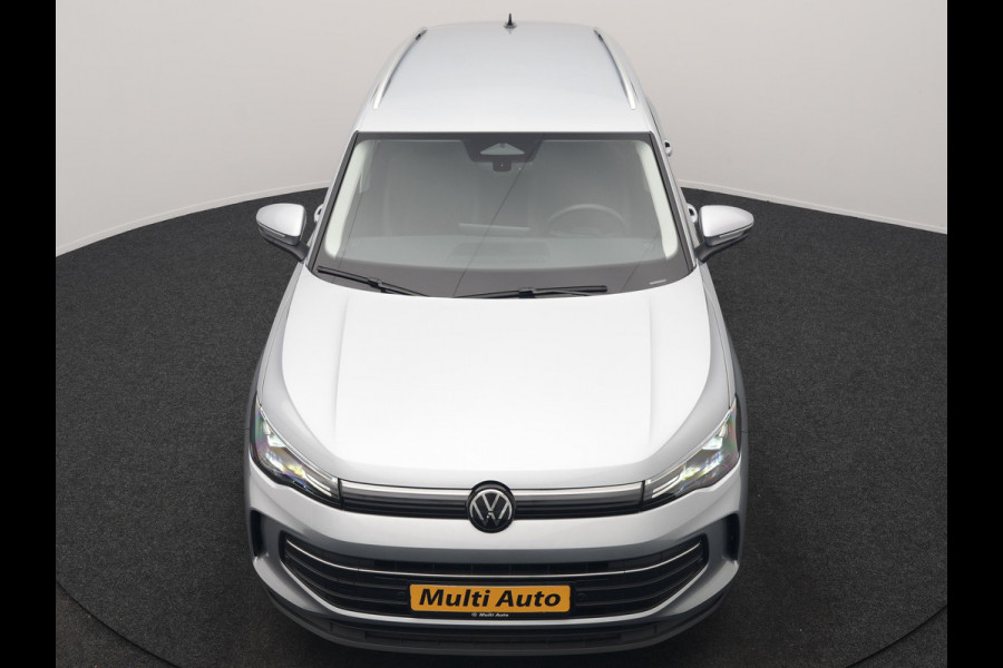 Volkswagen Tiguan 1.5 eHybrid Life PHEV 204pk | Trekhaak Af Fabriek | Adaptive Cruise | Camera | Sportstoelen Verwarmd | BLIS | Sfeerverlichting | Stuurverwarming | Apple Carplay | IQ Drive | Navigatie | Virtual | DAB | 18"L.M | Plug In Hybrid |