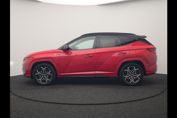 Hyundai Tucson 1.6 T-GDI N Line 4WD PHEV 265pk Dealer O.H. | Adaptive Cruise | Camera | Alcantara Sportstoelen & Stuur Verwarmd | Krell Audio | Apple Carplay | Keyless | Blis | 19"L.M | Navigatie | DAB | Plug In Hybrid |