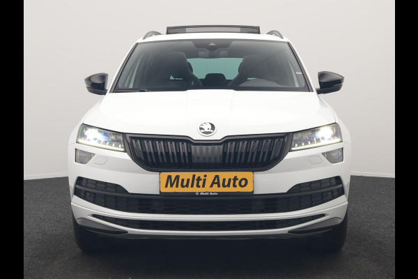 Škoda Karoq 1.5 TSI ACT Sportline DSG 150pk Dealer O.H | Panodak | Adaptive Cruise | Camera | RS Sportstoelen Verwarmd | Blis | Keyless | Apple Carplay | Black Optic | Virtual | Navigatie | DAB | 18"L.M |