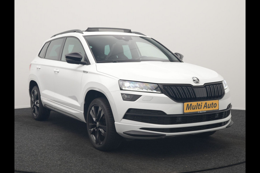 Škoda Karoq 1.5 TSI ACT Sportline DSG 150pk Dealer O.H | Panodak | Adaptive Cruise | Camera | RS Sportstoelen Verwarmd | Blis | Keyless | Apple Carplay | Black Optic | Virtual | Navigatie | DAB | 18"L.M |