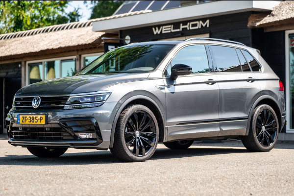 Volkswagen Tiguan 1.5 TSI ACT Highline Business R Panoramadak I Trekhaak I NL Auto I NAP I Dynaudio I Adaptive Cruise I PDC