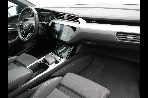 Audi Q8 Sportback e-tron 55 Quattro S edition 114 kWh 408pk Dealer O.H | Luchtvering | Panodak | Black Optic | Adaptive Cruise | 360 Camera | B&O Soundsystem | 21"L.M | Alcantara Sportstoelen Memory | Apple Carplay | Matrix LED |