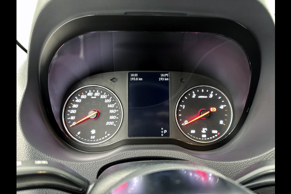 Mercedes-Benz Sprinter 319 1.9 CDI L2H2 Pro Trekhaak Navigatie Parkeerpakket Stoelverwarming Led high performance