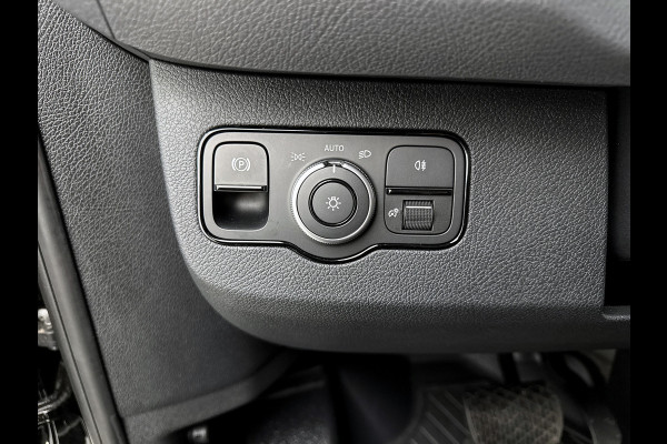 Mercedes-Benz Sprinter 319 1.9 CDI L2H2 Pro Trekhaak Navigatie Parkeerpakket Stoelverwarming Led high performance