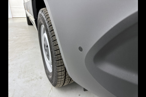 Mercedes-Benz Sprinter 319 1.9 CDI L2H2 Pro Trekhaak Navigatie Parkeerpakket Stoelverwarming Led high performance