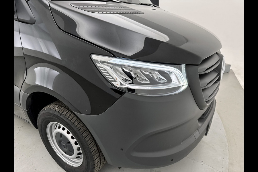 Mercedes-Benz Sprinter 319 1.9 CDI L2H2 Pro Trekhaak Navigatie Parkeerpakket Stoelverwarming Led high performance