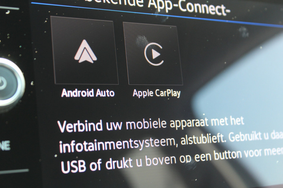 Volkswagen T-Cross 1.0 TSI Life Edition | Automaat | Parkeersensoren | Adaptieve Cruise Control