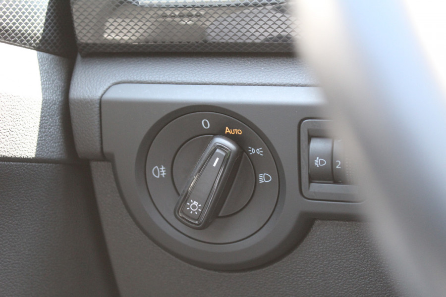 Volkswagen T-Cross 1.0 TSI Life Edition | Automaat | Parkeersensoren | Adaptieve Cruise Control
