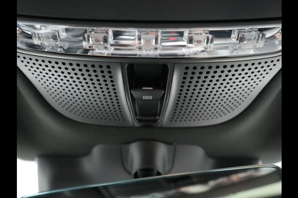 Mercedes-Benz EQC 400 4MATIC 85 kWh 408pk Dealer O.H | Panodak | Adaptive Cruise | 360 Camera | Lederen Sportstoelen Massage & Verwarmd | Multibeam LED | MBUX Widescreen Navi | Keyless | Sfeerverlichting | BLIS | Apple Carplay | Virtual | DAB | 19"L.M |