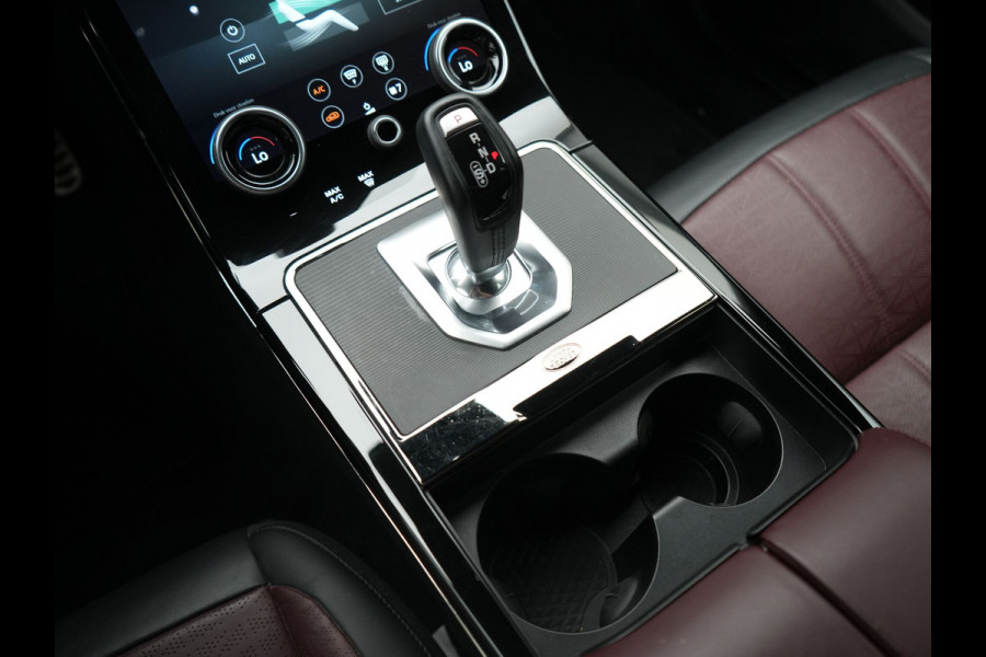 Land Rover Range Rover Evoque 1.5 P300e AWD R-Dynamic SE PHEV 309pk | Trekhaak Afn. | Adaptive Cruise | Head Up | 360 Camera | Meridian Audio | Lederen Sportstoelen Memory & Verwarmd | Keyless | Blis | Stuur Verwarmd | Apple Carplay | 20"L.M | Plug In Hybrid