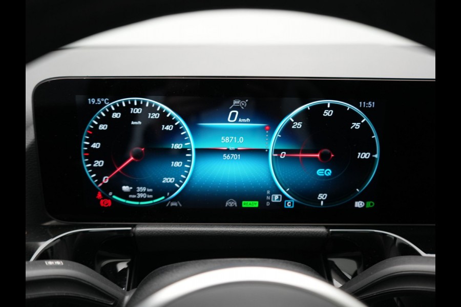 Mercedes-Benz EQA 350 4MATIC Luxury Line 69,7 kWh 292pk Dealer O.H. | Panodak | Adaptive Cruise | Camera | Lederen Sportstoelen Ventilatie & Verwarmd | Dashcam Af Fabriek | Sfeerverlichting | Keyless | Blis | Navigatie | DAB | 20"L.M |