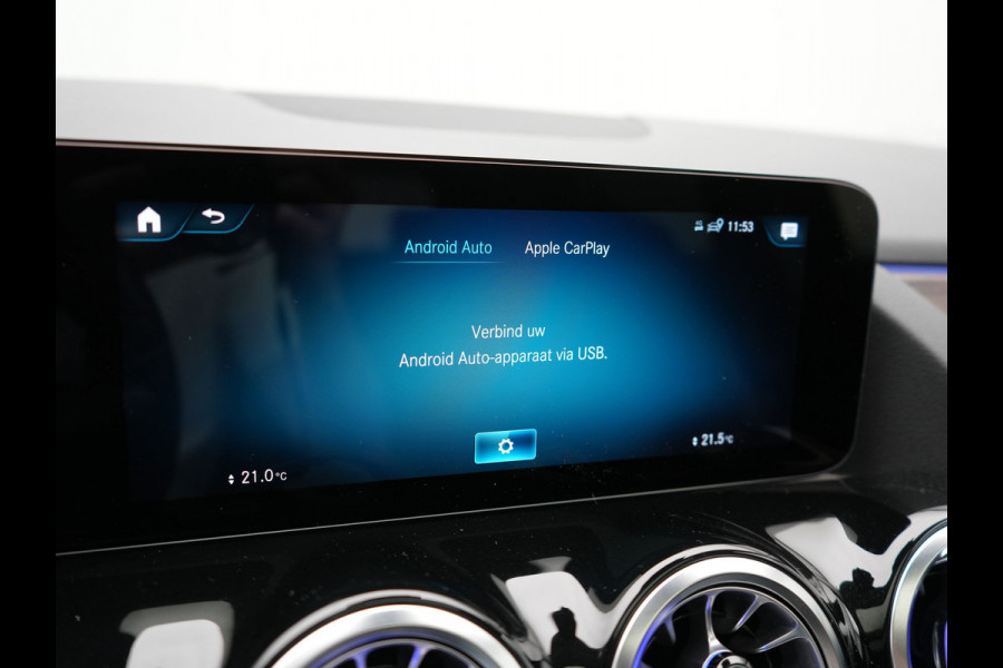Mercedes-Benz EQA 350 4MATIC Luxury Line 69,7 kWh 292pk Dealer O.H. | Panodak | Adaptive Cruise | Camera | Lederen Sportstoelen Ventilatie & Verwarmd | Dashcam Af Fabriek | Sfeerverlichting | Keyless | Blis | Navigatie | DAB | 20"L.M |