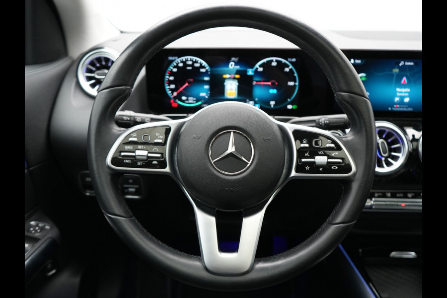 Mercedes-Benz EQA 350 4MATIC Luxury Line 69,7 kWh 292pk Dealer O.H. | Panodak | Adaptive Cruise | Camera | Lederen Sportstoelen Ventilatie & Verwarmd | Dashcam Af Fabriek | Sfeerverlichting | Keyless | Blis | Navigatie | DAB | 20"L.M |