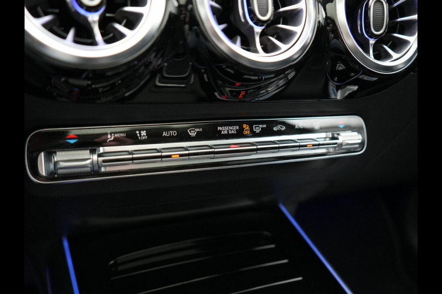 Mercedes-Benz EQA 350 4MATIC Luxury Line 69,7 kWh 292pk Dealer O.H. | Panodak | Adaptive Cruise | Camera | Lederen Sportstoelen Ventilatie & Verwarmd | Dashcam Af Fabriek | Sfeerverlichting | Keyless | Blis | Navigatie | DAB | 20"L.M |