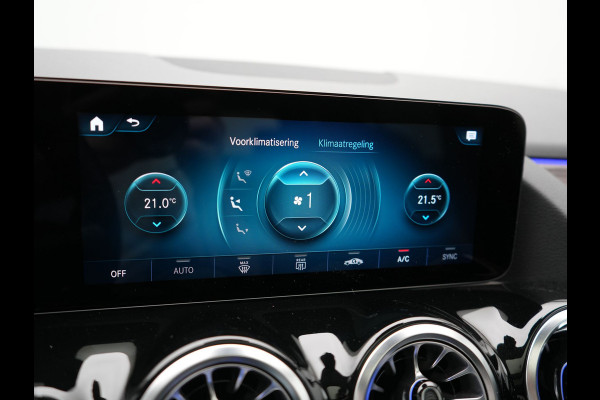 Mercedes-Benz EQA 350 4MATIC Luxury Line 69,7 kWh 292pk Dealer O.H. | Panodak | Adaptive Cruise | Camera | Lederen Sportstoelen Ventilatie & Verwarmd | Dashcam Af Fabriek | Sfeerverlichting | Keyless | Blis | Navigatie | DAB | 20"L.M |