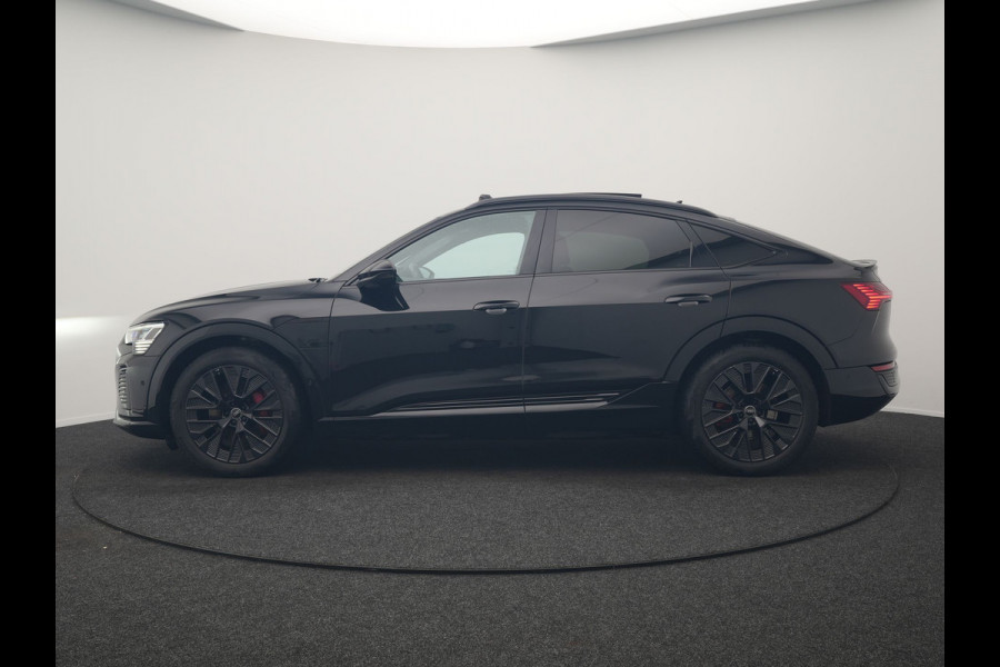 Audi Q8 Sportback e-tron 55 quattro 2x S Line 114 kWh 408pk Dealer O.H. | Luchtvering | Panodak | Head Up | 360 Camera | Matrix LED | Alcantara Sportstoelen Memory & Verwarmd | Keyless | Sfeerverlichting | Apple Carplay | Navigatie | DAB |