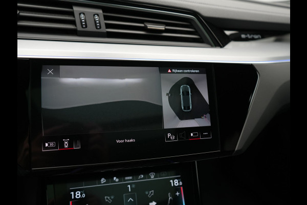 Audi Q8 Sportback e-tron 55 quattro 2x S Line 114 kWh 408pk Dealer O.H. | Luchtvering | Panodak | Head Up | 360 Camera | Matrix LED | Alcantara Sportstoelen Memory & Verwarmd | Keyless | Sfeerverlichting | Apple Carplay | Navigatie | DAB |