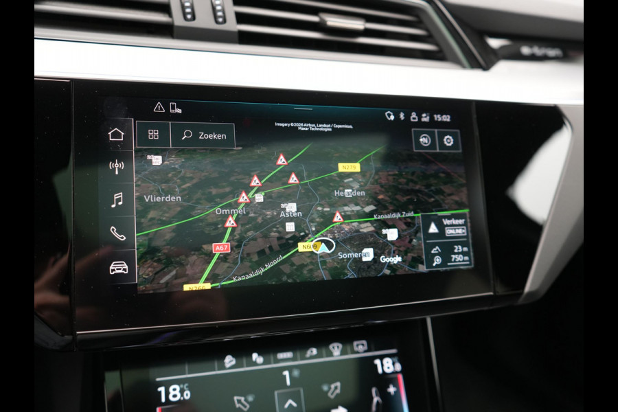 Audi Q8 Sportback e-tron 55 quattro 2x S Line 114 kWh 408pk Dealer O.H. | Luchtvering | Panodak | Head Up | 360 Camera | Matrix LED | Alcantara Sportstoelen Memory & Verwarmd | Keyless | Sfeerverlichting | Apple Carplay | Navigatie | DAB |