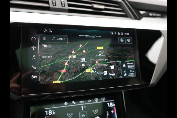 Audi Q8 Sportback e-tron 55 quattro 2x S Line 114 kWh 408pk Dealer O.H. | Luchtvering | Panodak | Head Up | 360 Camera | Matrix LED | Alcantara Sportstoelen Memory & Verwarmd | Keyless | Sfeerverlichting | Apple Carplay | Navigatie | DAB |