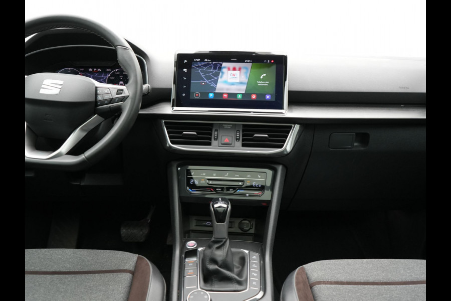 Seat Tarraco 1.4 TSI e-Hybrid Xcellence PHEV 245pk Dealer O.H. | Panodak | Adaptive Cruise | 360 Camera | Sfeerverlichting | Voorstoelen Verwarmd | Keyless | Blis | Apple Carplay | Navigatie | DAB | Plug In Hybrid |