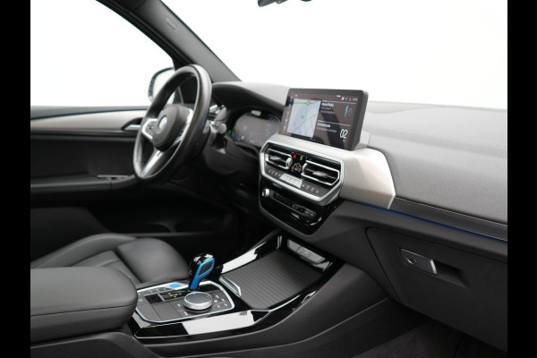 BMW iX3 M Sport 80 kWh 286pk Dealer O.H. | Panodak | Adaptive Cruise | Laser LED | Camera | Lederen Sportstoelen Memory & Verwarmd | Keyless | Sfeerverlichting | Blis | Apple Carplay | Navigatie | DAB |
