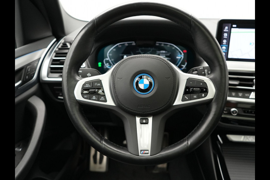 BMW iX3 M Sport 80 kWh 286pk Dealer O.H. | Panodak | Adaptive Cruise | Laser LED | Camera | Lederen Sportstoelen Memory & Verwarmd | Keyless | Sfeerverlichting | Blis | Apple Carplay | Navigatie | DAB |