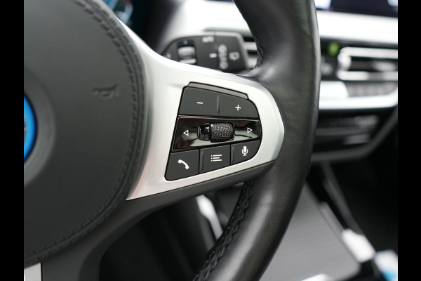 BMW iX3 M Sport 80 kWh 286pk Dealer O.H. | Panodak | Adaptive Cruise | Laser LED | Camera | Lederen Sportstoelen Memory & Verwarmd | Keyless | Sfeerverlichting | Blis | Apple Carplay | Navigatie | DAB |