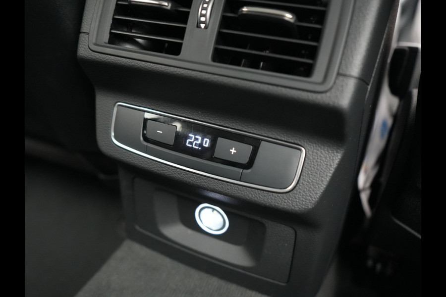 Audi Q5 50 TFSI e Quattro S Line PHEV 300pk Dealer O.H. | Trekhaak Af Fabriek | Luchtvering | Alcantara Sportstoelen Verwarmd | Cruise Control | Navigatie Plus | DAB | LED Koplampen | 18"L.M | Plug In Hybrid |