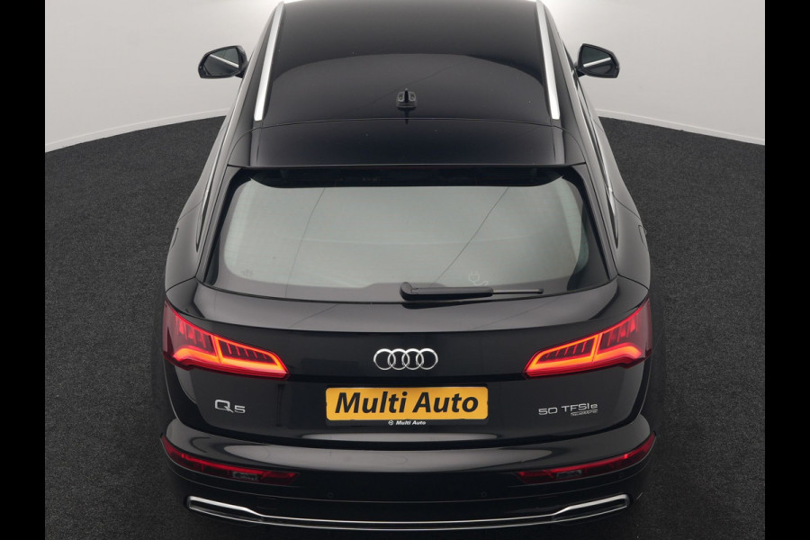 Audi Q5 50 TFSI e Quattro S Line PHEV 300pk Dealer O.H. | Trekhaak Af Fabriek | Luchtvering | Alcantara Sportstoelen Verwarmd | Cruise Control | Navigatie Plus | DAB | LED Koplampen | 18"L.M | Plug In Hybrid |