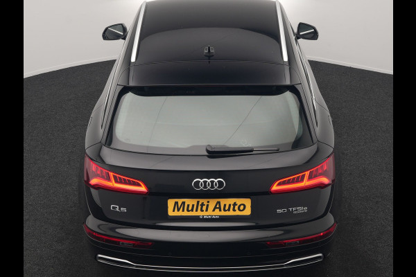 Audi Q5 50 TFSI e Quattro S Line PHEV 300pk Dealer O.H. | Trekhaak Af Fabriek | Luchtvering | Alcantara Sportstoelen Verwarmd | Cruise Control | Navigatie Plus | DAB | LED Koplampen | 18"L.M | Plug In Hybrid |