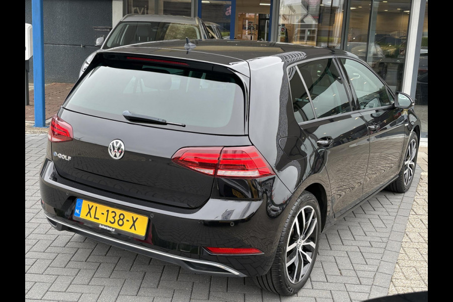 Volkswagen e-Golf e-Golf 136pk | SOH 88,7% | Virtual Cockpit | Stoelverwarming | Adaptive Cruise | Camera |