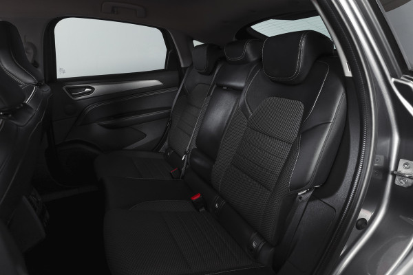 Renault Arkana 1.6 E-Tech full hybrid 145 techno | Dig. Cockpit | Adapt. Cruise | Stoel-+Stuurverw. | PDC | Camera | NAV + App, Connect | ECC | Afn. Trekhaak | LM 18" |