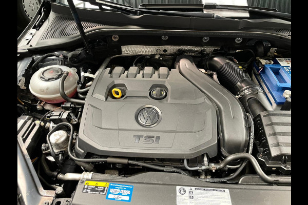 Volkswagen Golf 7.5 FACELIFT 1.5 TSI 150PK R-LINE Highline NAVI MATRIX LED