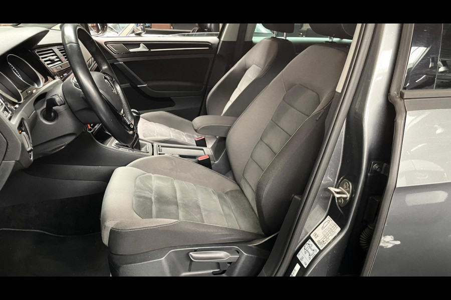 Volkswagen Golf 7.5 FACELIFT 1.5 TSI 150PK R-LINE Highline NAVI MATRIX LED