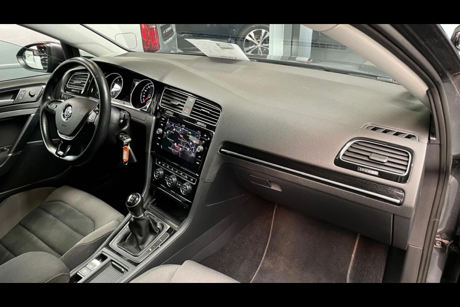 Volkswagen Golf 7.5 FACELIFT 1.5 TSI 150PK R-LINE Highline NAVI MATRIX LED