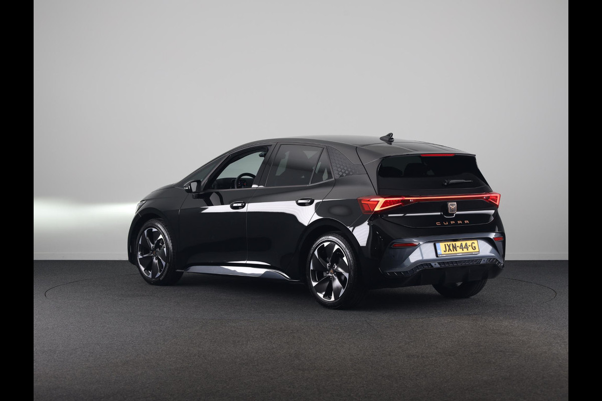 CUPRA Born Business Limited 63 kWh 231PK | Navigatie | 19 Inch | Achteruitrijcamera | Adaptieve Cruise Control | Draadloze Carplay & Android auto |