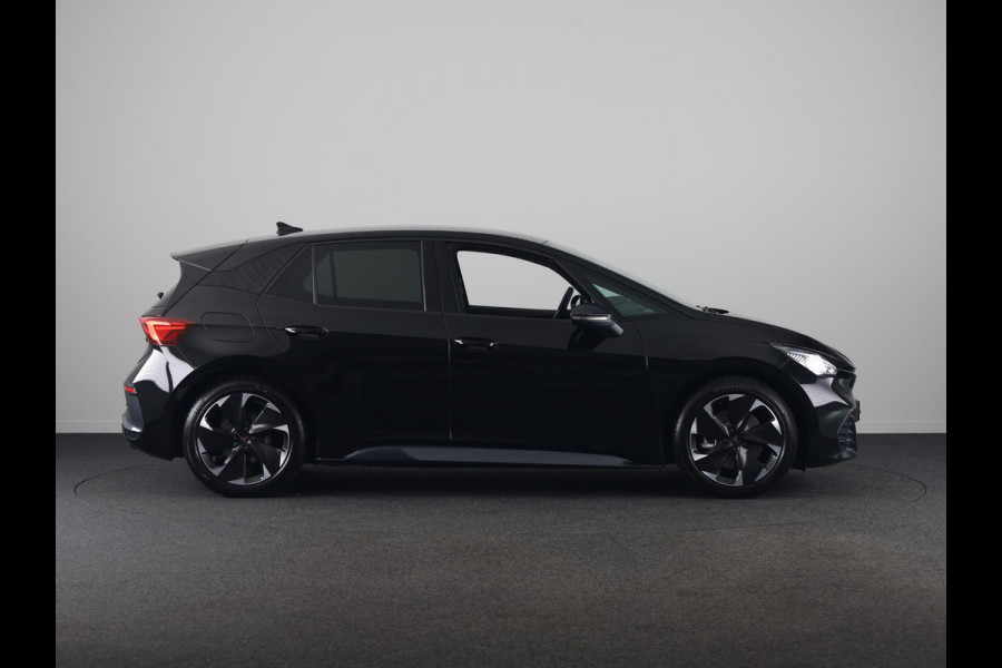 CUPRA Born Business Limited 63 kWh 231PK | Navigatie | 19 Inch | Achteruitrijcamera | Adaptieve Cruise Control | Draadloze Carplay & Android auto |