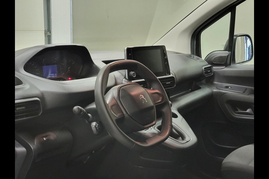 Peugeot Partner 1.2PureTech 111pk Benzine!