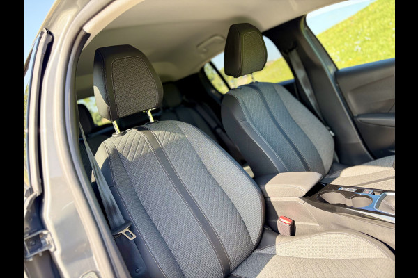 Peugeot 208 1.2 PureTech 100 Allure !!!SUMMER-DEAL!!! | Apple Carplay/Android Auto | 360 Camera | Dodehoek Detectie | Adapt. Cruise Control | Climate Control