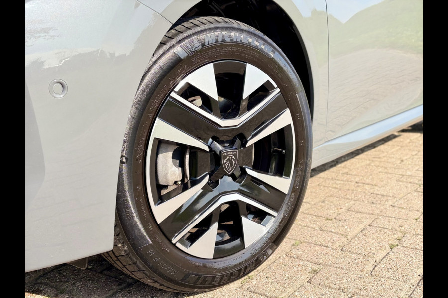 Peugeot 208 1.2 PureTech 100 Allure !!!SUMMER-DEAL!!! | Apple Carplay/Android Auto | 360 Camera | Dodehoek Detectie | Adapt. Cruise Control | Climate Control