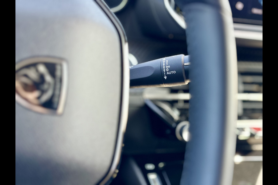 Peugeot 208 1.2 PureTech 100 Allure !!!SUMMER-DEAL!!! | Apple Carplay/Android Auto | 360 Camera | Dodehoek Detectie | Adapt. Cruise Control | Climate Control